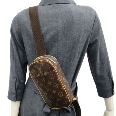 louis vuitton pochette gange price|louis vuitton women.